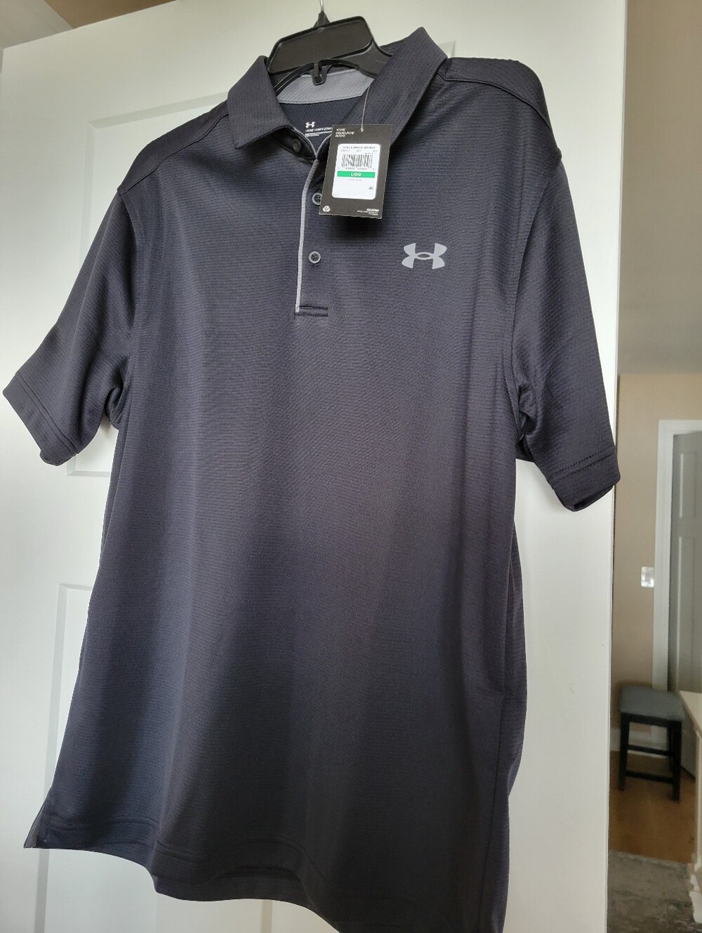 Under Armour Men's Dark Gray Polo with Contrast Logo New With Tags